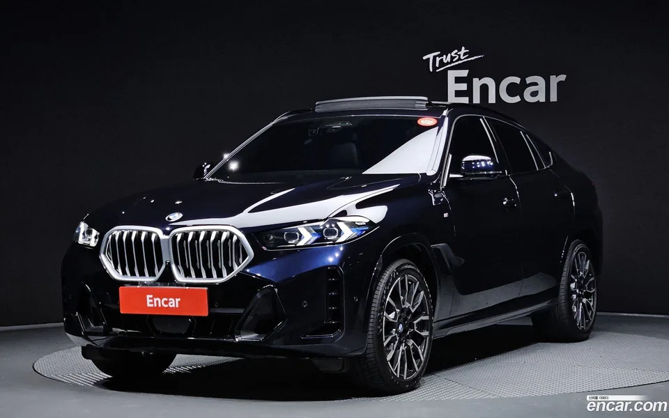 BMW X6 xDrive40i M 2024 — photo 1, buy with delivery to Moscow
