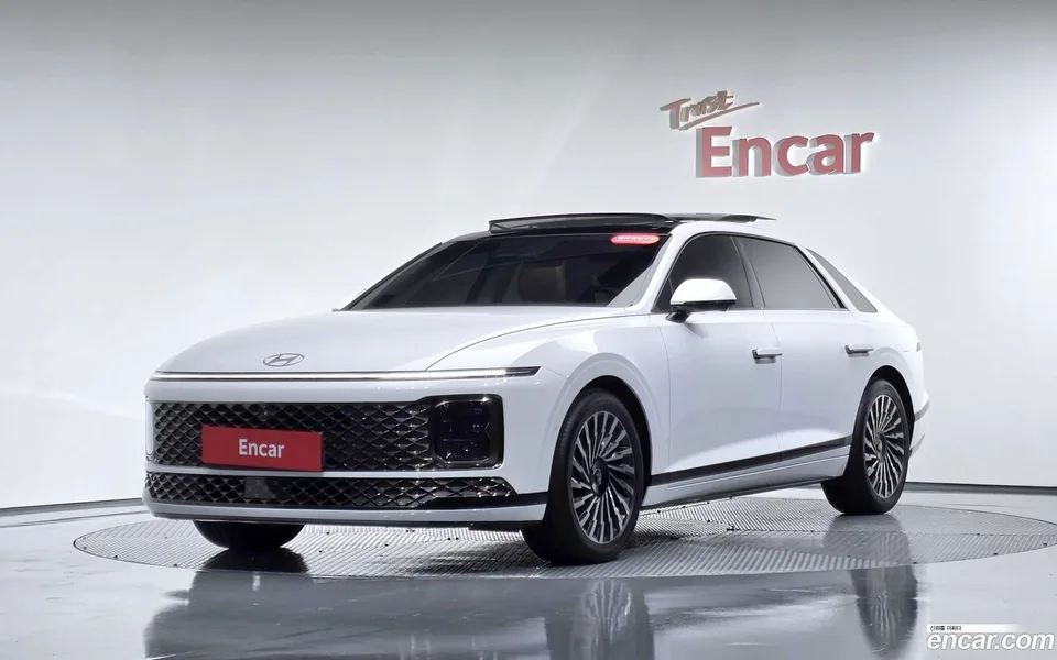 Hyundai Grandeur Hybrid 2024 — photo 1, buy with delivery to Moscow