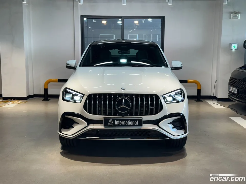 Mercedes-Benz GLE-Class AMG GLE53 4MATIC+ 2025 — photo 1, buy with delivery to Moscow