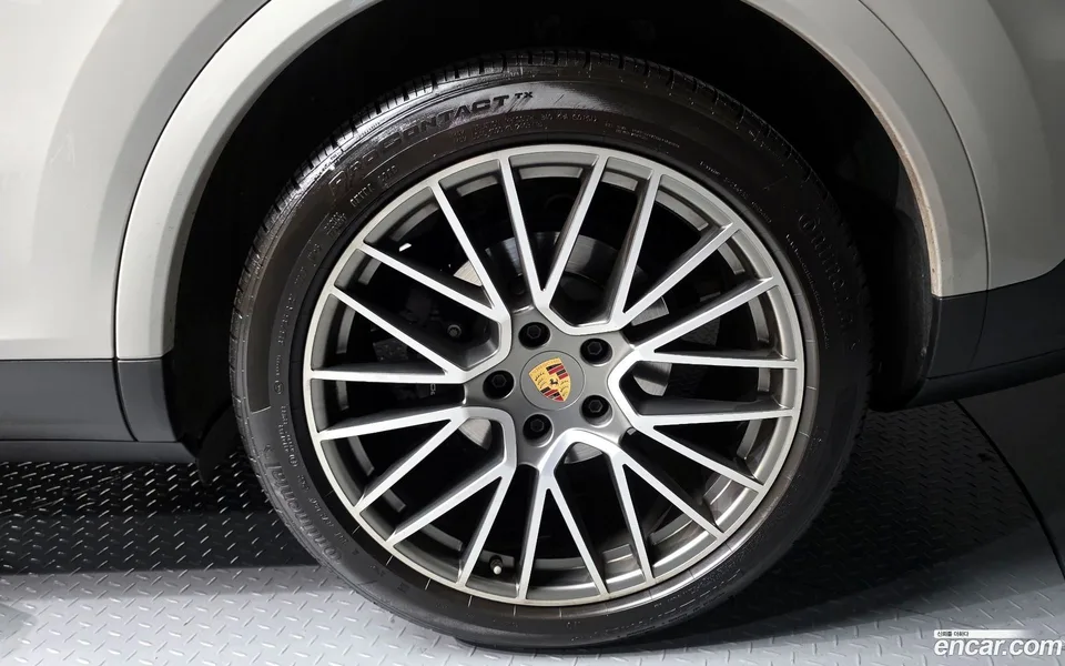 Porsche Cayenne 3.0 2022 — миниатюра 5