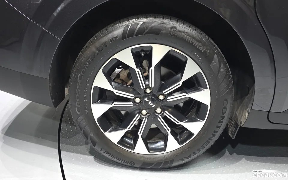 Kia Carnival 9 2022 — thumbnail 2