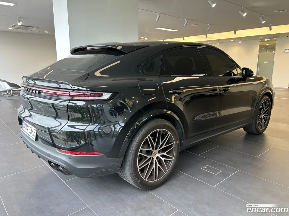 Porsche Cayenne 3.0 2023 — миниатюра 4