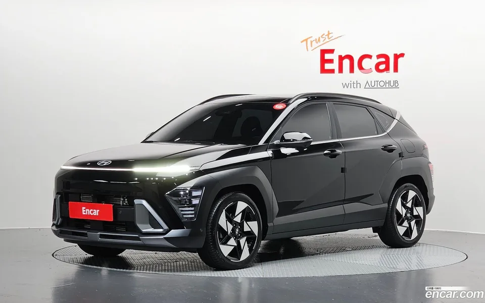 Hyundai Kona 1.6 4WD 2024 — photo 1, buy with delivery to Moscow