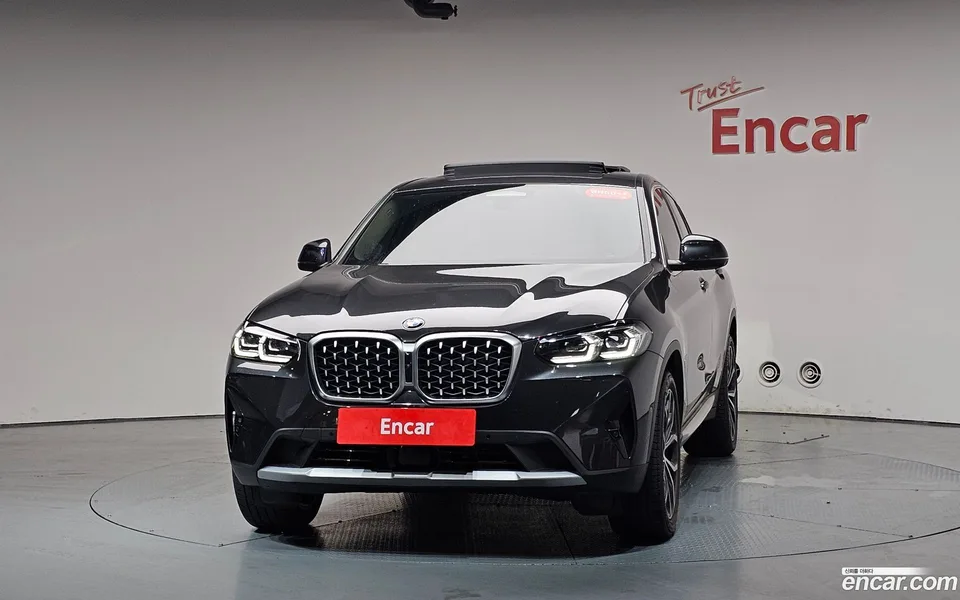 BMW X4 xDrive20i xLine 2025 — миниатюра 3