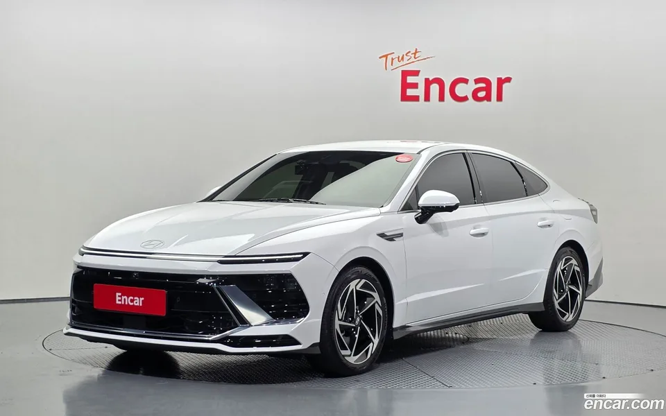 Hyundai Sonata The Edge Hybrid 2024 — фото 1, купить с доставкой в Москву