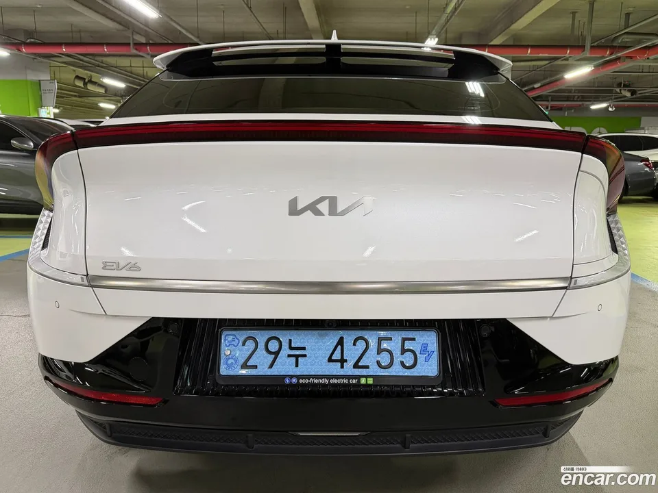 Kia EV6 2024 — thumbnail 4