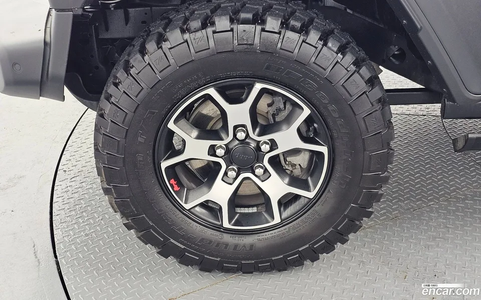 Jeep Wrangler 2.0 4 2023 — миниатюра 5