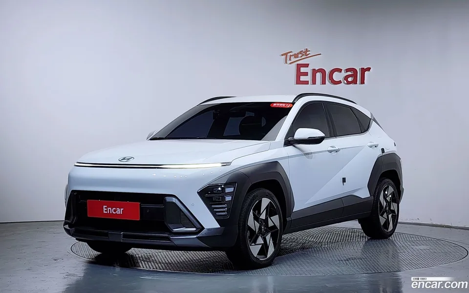 Hyundai Kona 1.6 2WD 2023 — фото 1, купить с доставкой в Москву