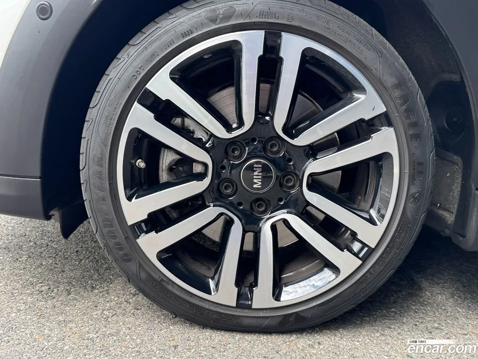 MINI Cooper S 2024 — миниатюра 2
