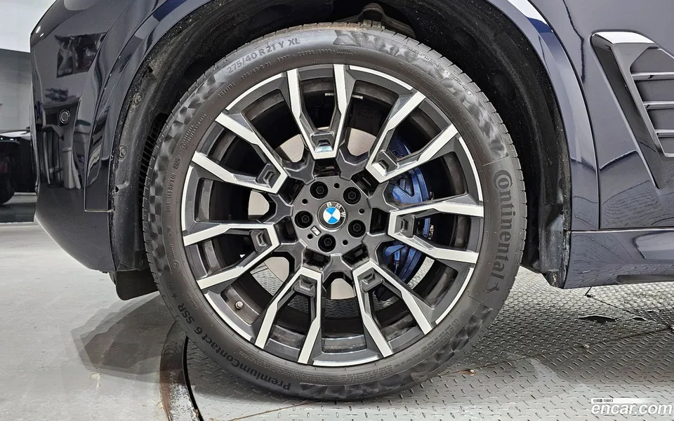 BMW X5 xDrive 30d M 2025 — thumbnail 2