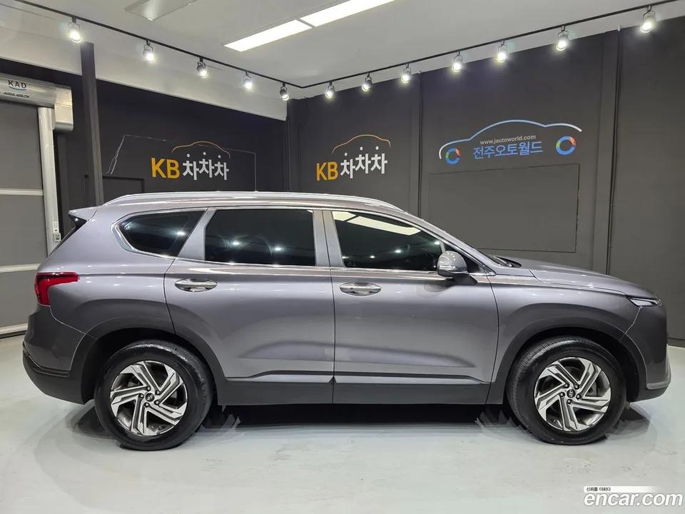 Hyundai SantaFe 2.2 2WD 2022 — thumbnail 4
