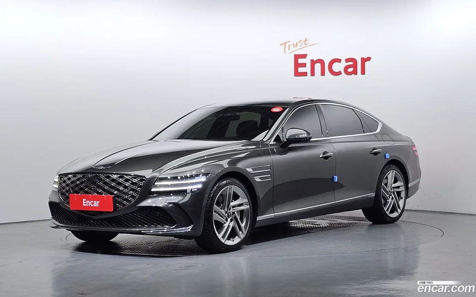 Genesis G80 2.5 AWD 2025 — photo 1, buy with delivery to Moscow