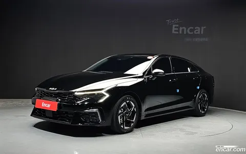 Kia K5 2024 купить в Москве