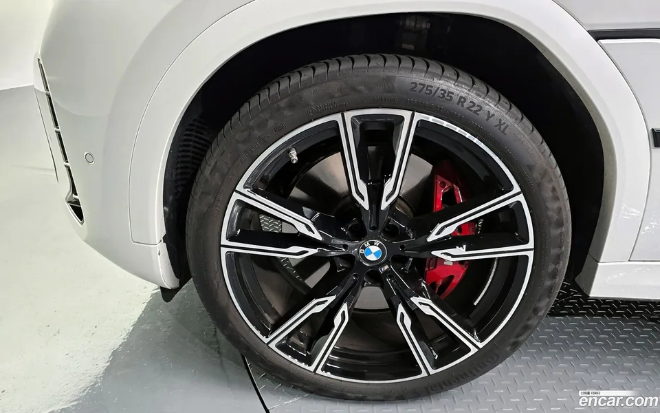 BMW X6 M60i 2024 — thumbnail 5