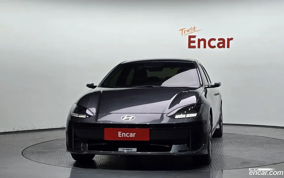 Hyundai Ioniq 6 2023 — thumbnail 3