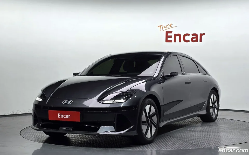 Hyundai Ioniq 6 2023 — photo 1, buy with delivery to Moscow