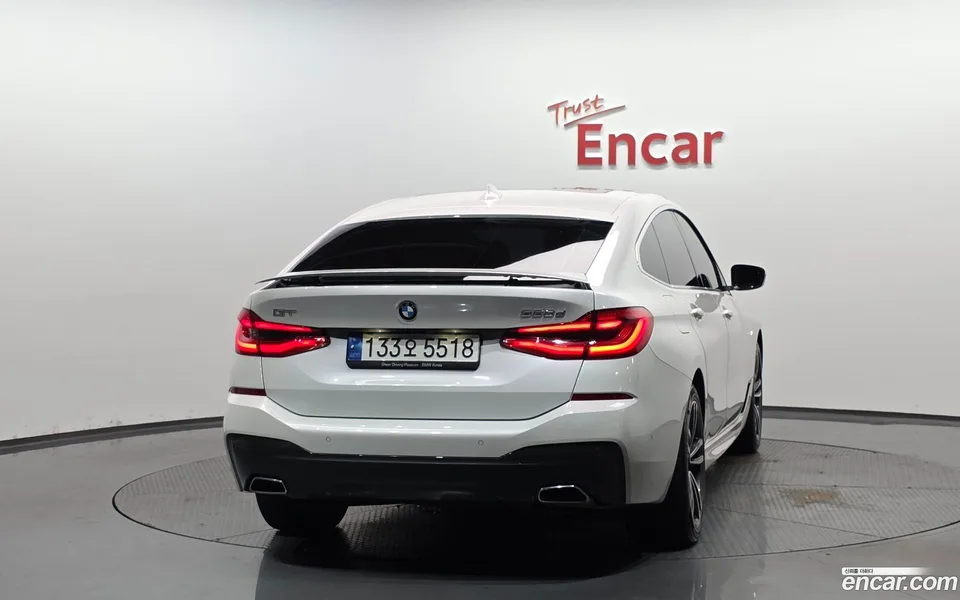BMW 6 Series GT 620d M 2022 — thumbnail 4