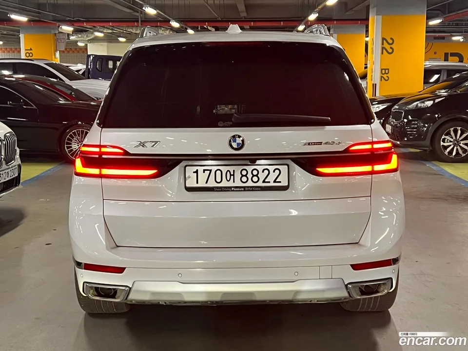 BMW X7 xDrive 40d 6 2023 — thumbnail 4