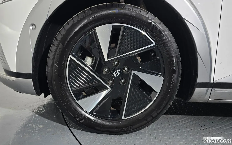 Hyundai Ioniq 5 2024 — thumbnail 2