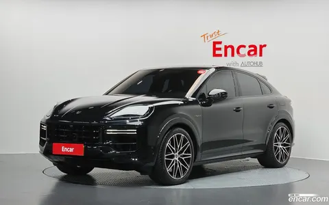 Porsche Cayenne 2025 buy in Moscow