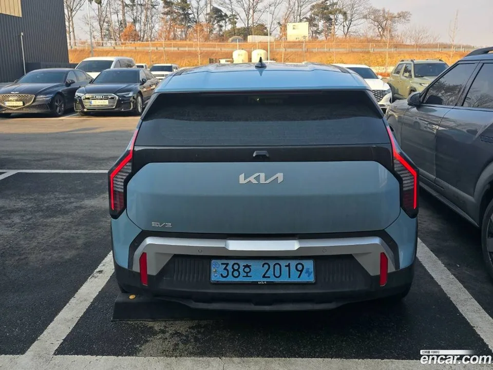 Kia EV3 2WD 2025 — миниатюра 4