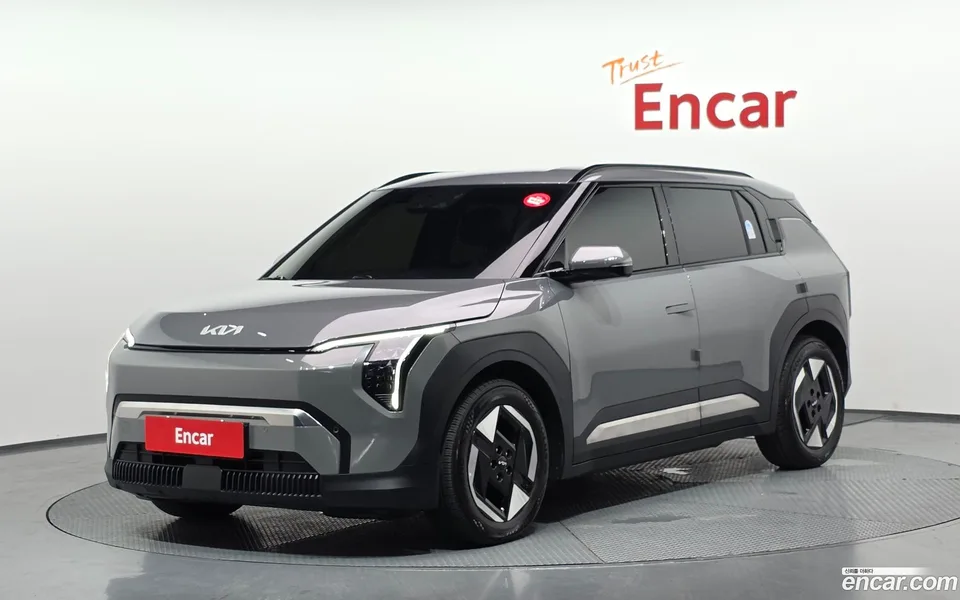 Kia EV3 2WD 2025 — photo 1, buy with delivery to Moscow