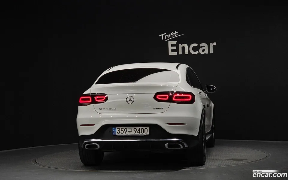 Mercedes-Benz GLC-Class GLC220 d 4MATIC 2023 — thumbnail 4