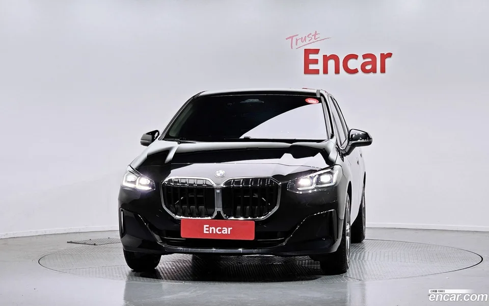 BMW 2 Series Active Tourer 220i 2024 — thumbnail 3