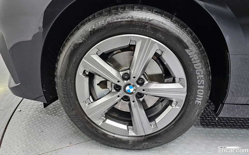 BMW 2 Series Active Tourer 220i 2024 — thumbnail 5