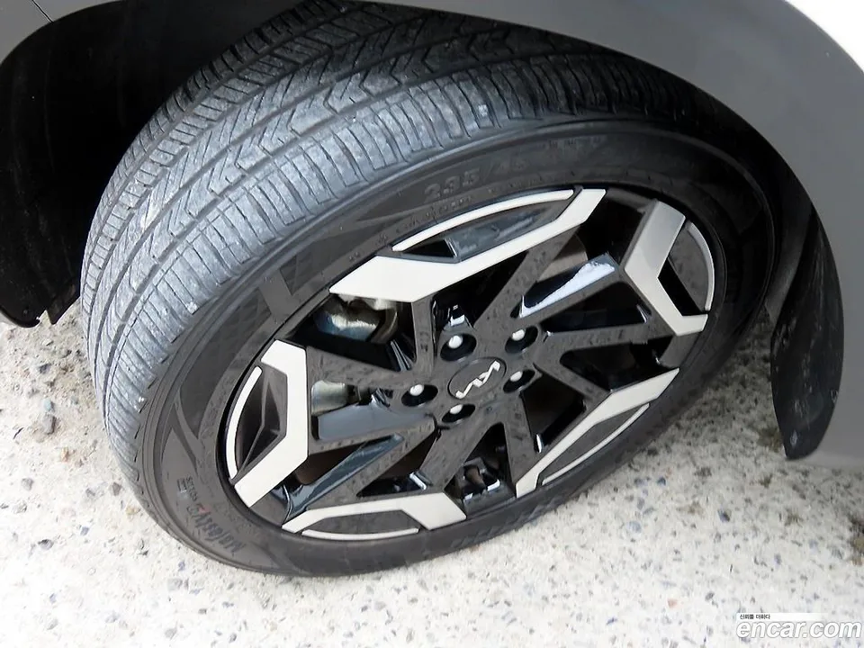 Kia Seltos 1.6 2WD 2024 — thumbnail 2