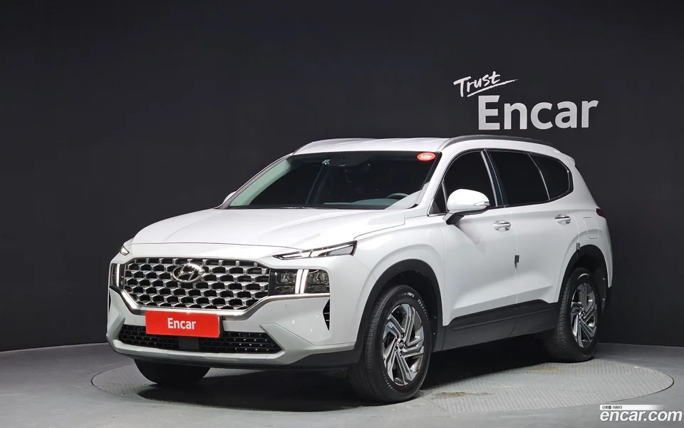 Hyundai SantaFe 2.2 2WD 2022 — фото 1, купить с доставкой в Москву