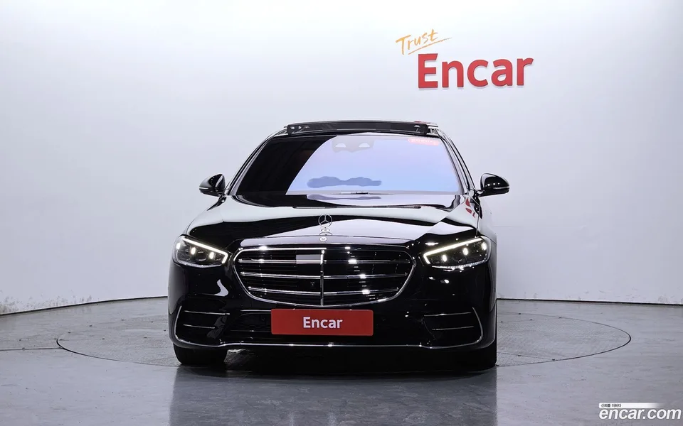 Mercedes-Benz S-Class S500L 4MATIC 2024 — thumbnail 3