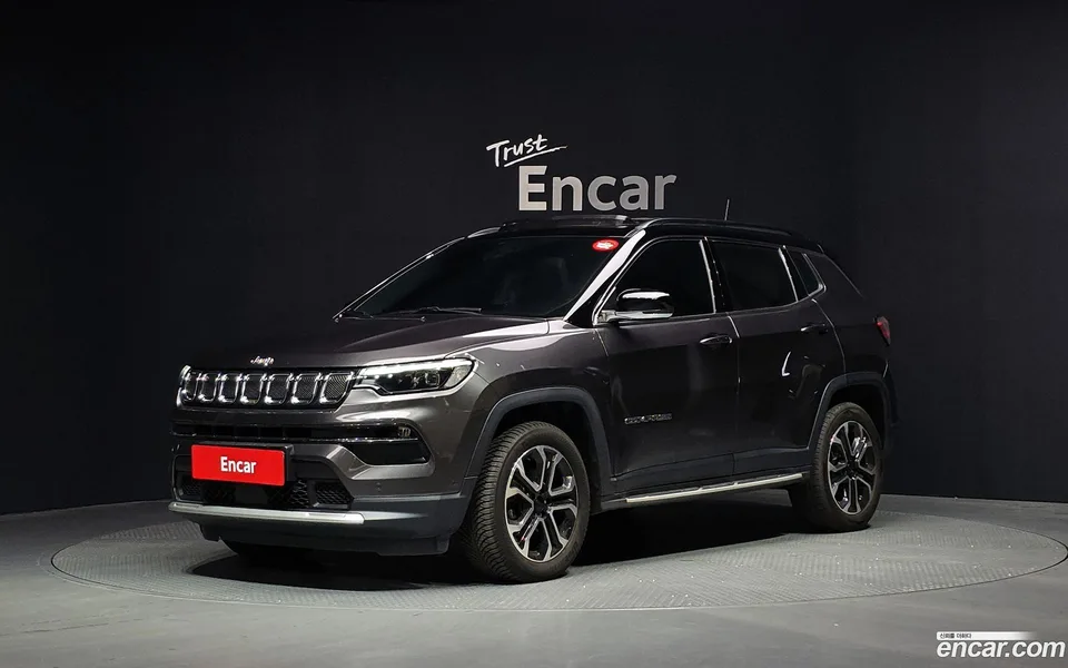 Jeep Compass 2.4 AWD 2022 — photo 1, buy with delivery to Moscow
