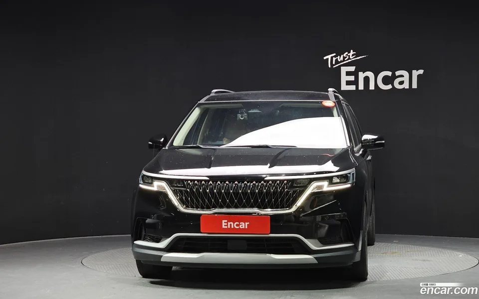 Kia Carnival 9 2022 — thumbnail 3