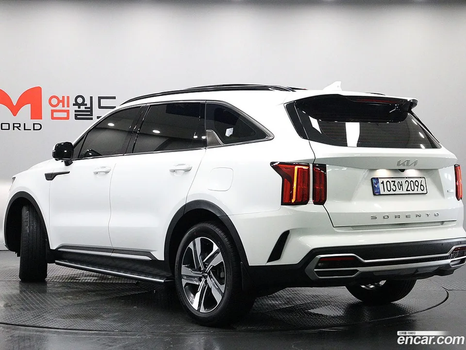 Kia Sorento HEV 1.6 2WD 2022 — миниатюра 3