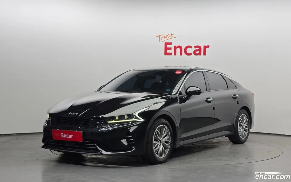 Kia K5 Hybrid 2023 — photo 1, buy with delivery to Moscow