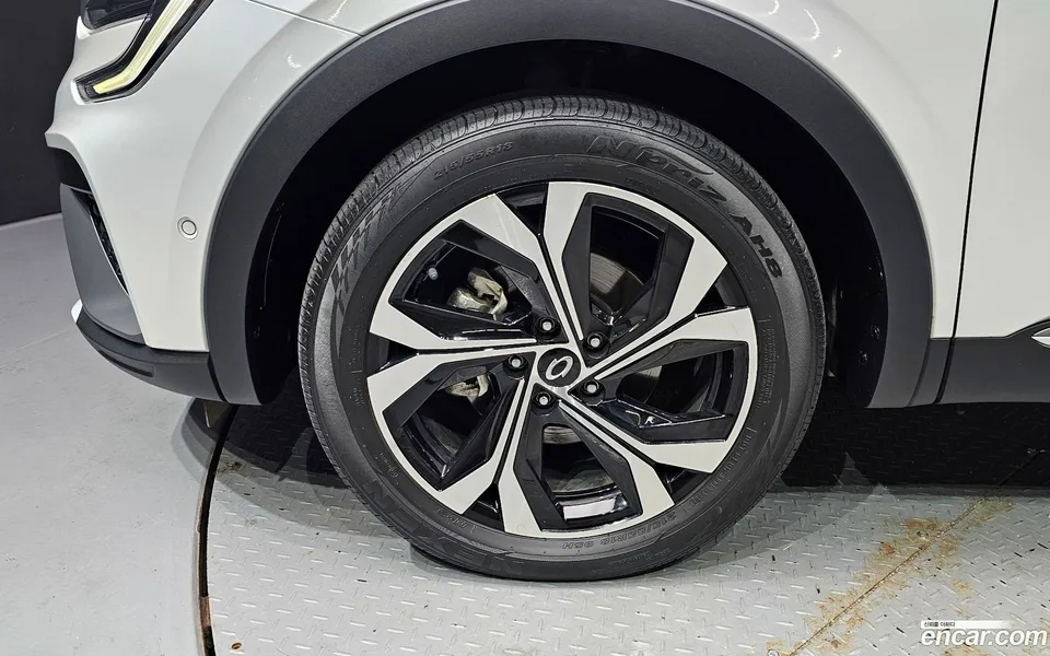 Renault Samsung XM3 (Arkana) 1.6 E-TECH e- 2022 — thumbnail 5