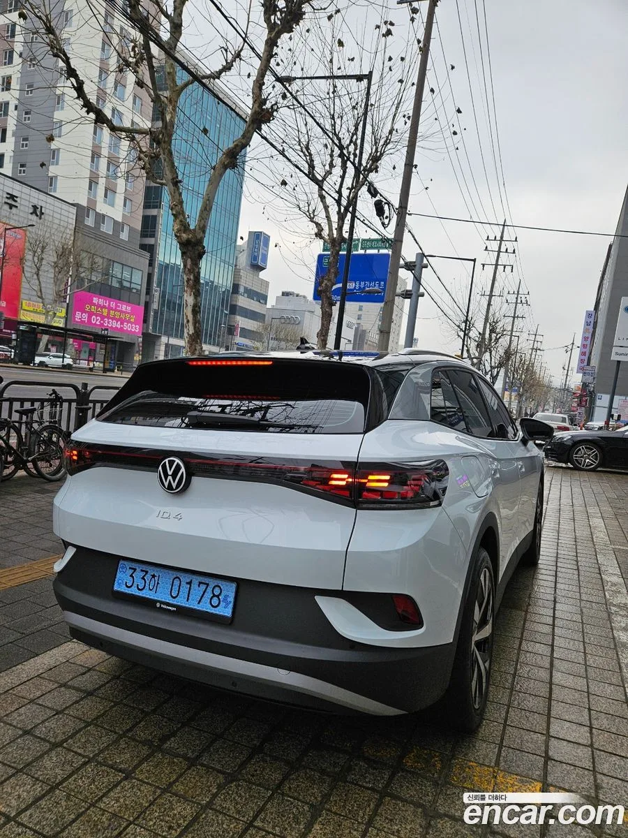 Volkswagen ID.4 2025 — миниатюра 2