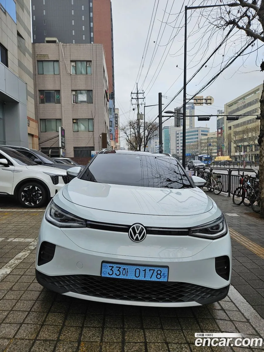 Volkswagen ID.4 2025 — фото 1, купить с доставкой в Москву