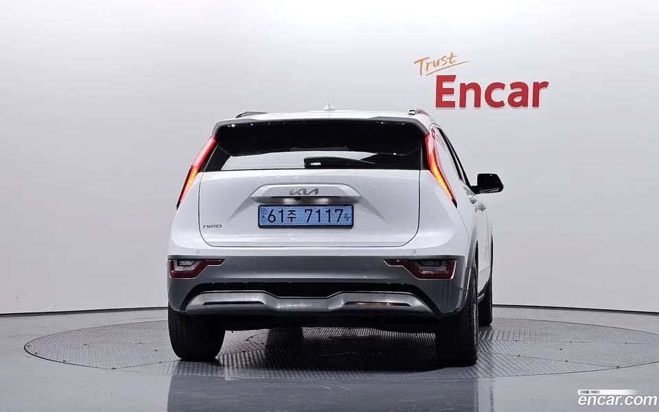 Kia Niro EV 2023 — миниатюра 4
