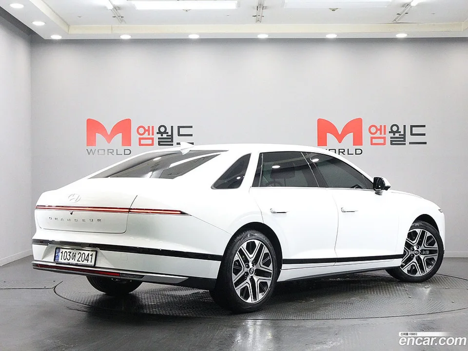 Hyundai Grandeur 2.5 2WD 2024 — thumbnail 3