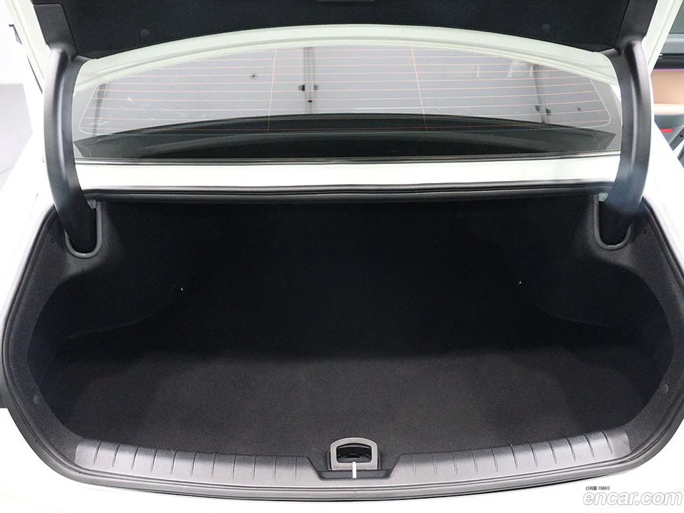 Hyundai Grandeur 2.5 2WD 2024 — thumbnail 5