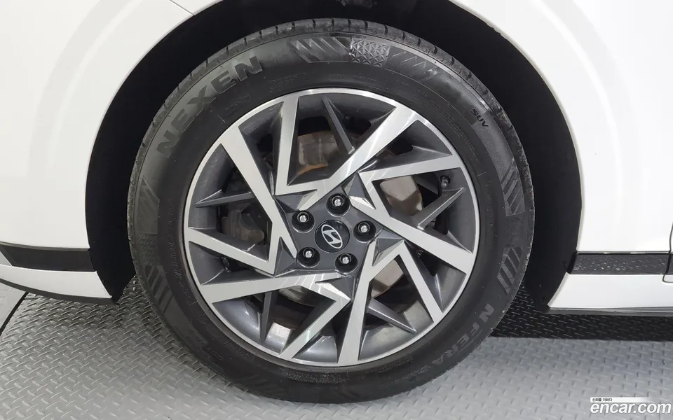 Hyundai Grandeur 3.5 LPG 2WD 2023 — thumbnail 2