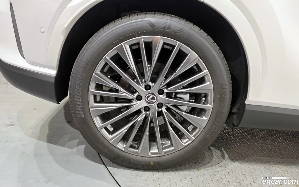 Lexus RX 350h 2025 — миниатюра 2