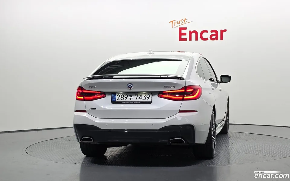 BMW 6 Series GT 630i xDrive M 2023 — thumbnail 4