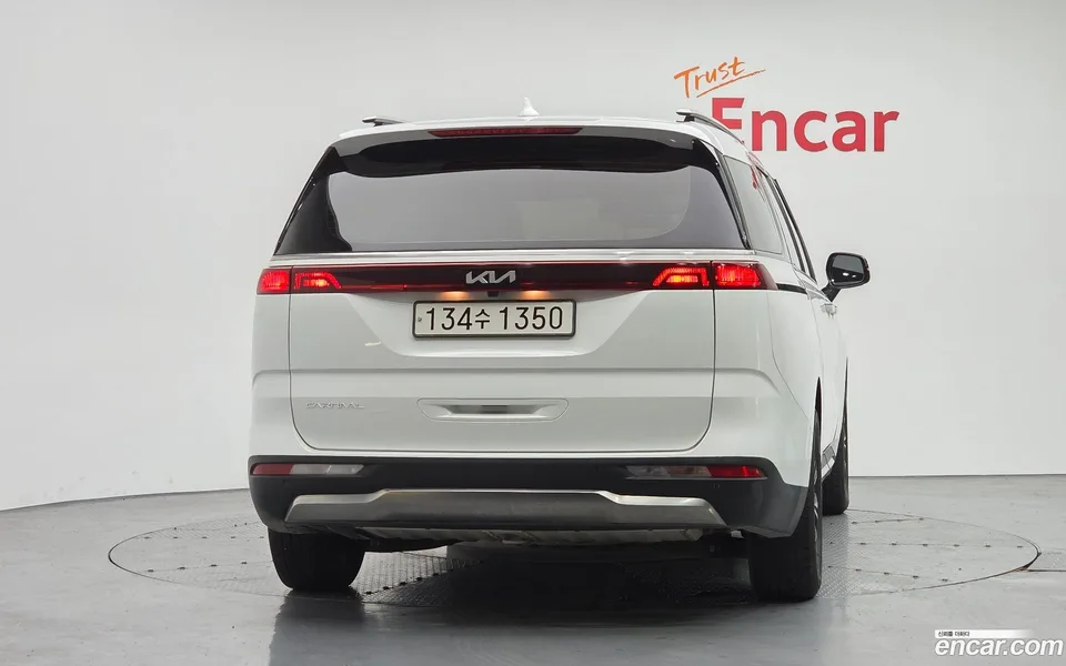 Kia Carnival 9 2022 — thumbnail 4