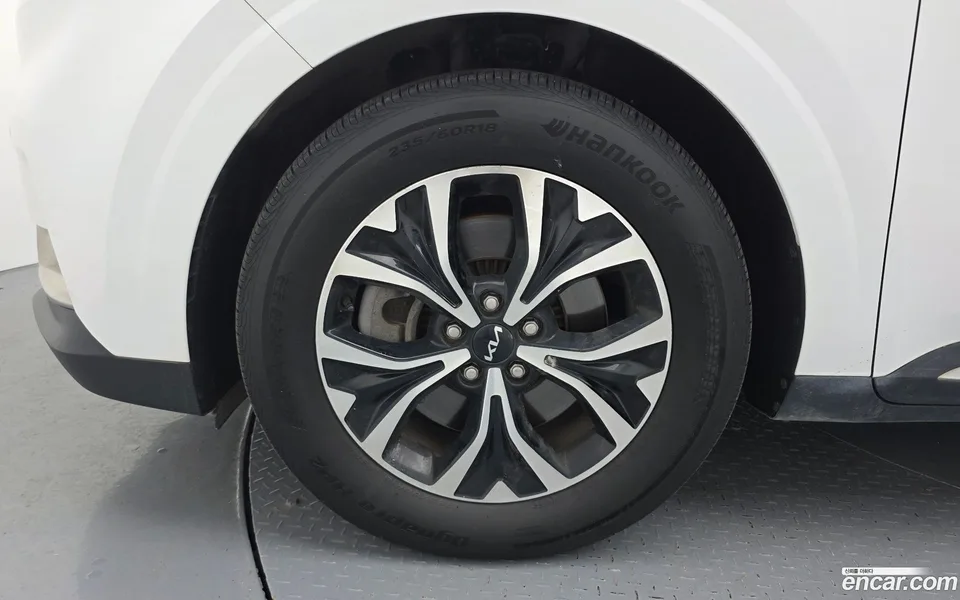 Kia Carnival 9 2022 — thumbnail 5
