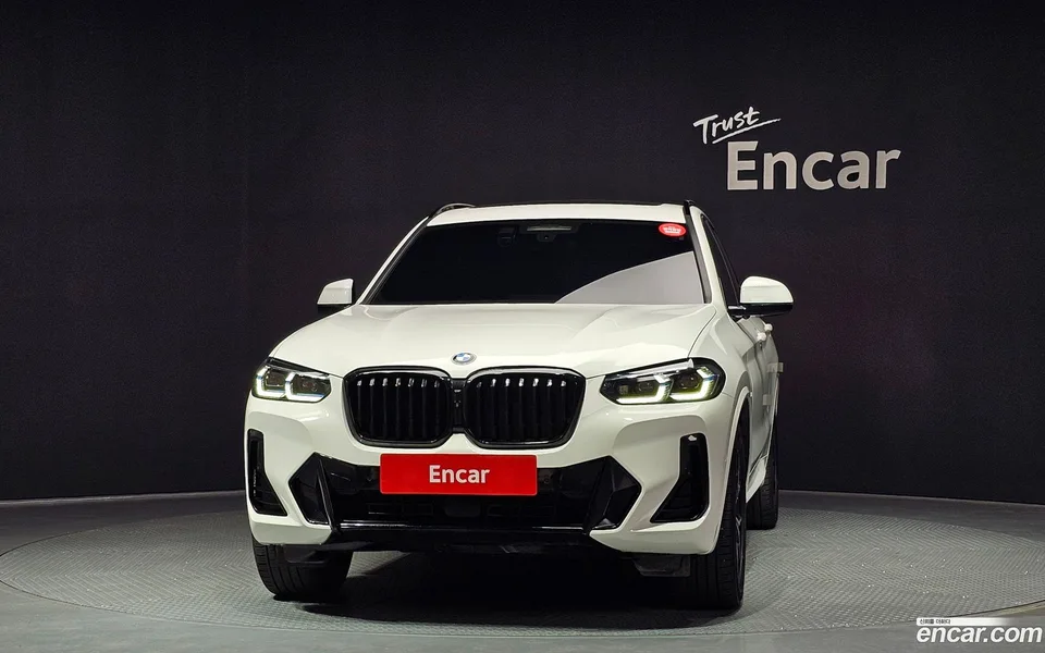 BMW X3 xDrive 20i M 2022 — thumbnail 3