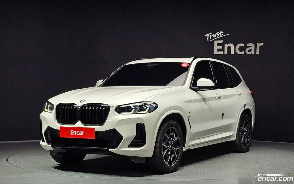 BMW X3 xDrive 20i M 2022 — photo 1, buy with delivery to Moscow
