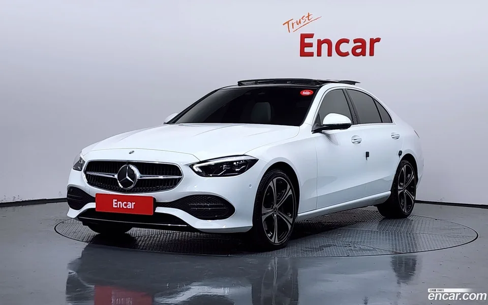 Mercedes-Benz C-Class C300 4MATIC 2023 — photo 1, buy with delivery to Moscow